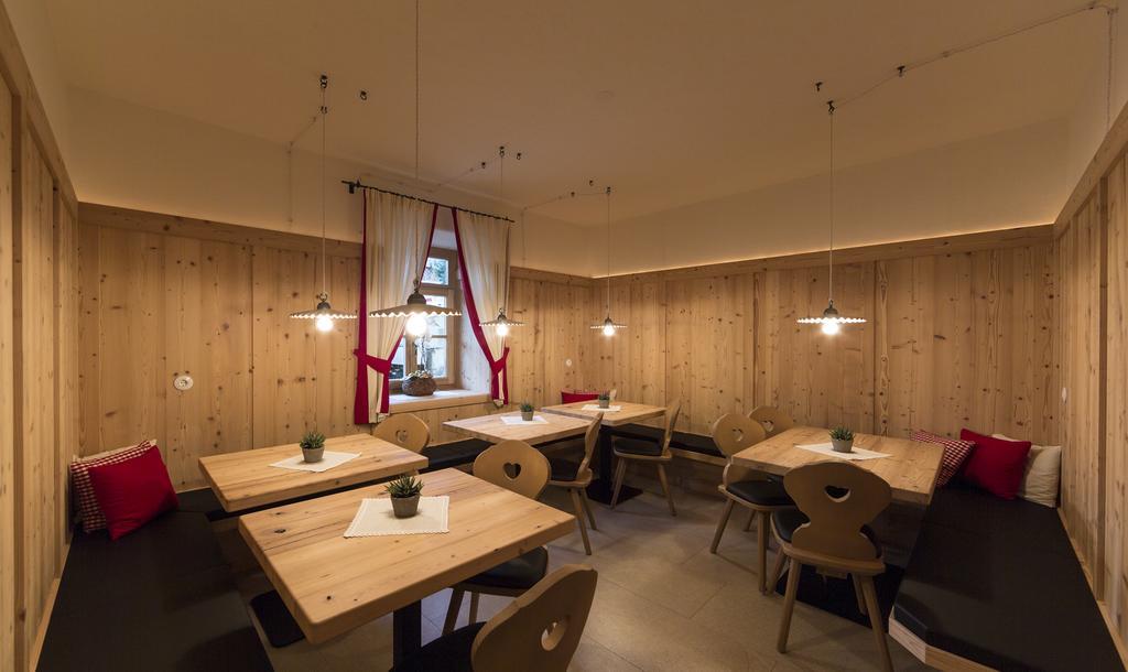 Hotel Anewandter Brunico Exterior photo