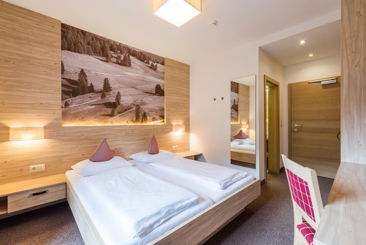 Hotel Anewandter Brunico Exterior photo